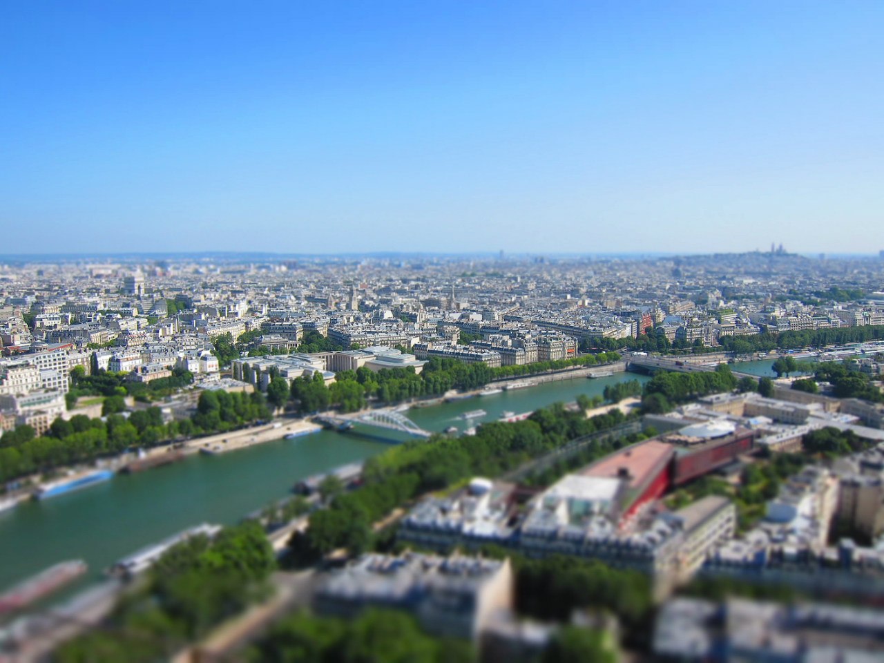 Вид с Эйфелевой башни в Париже